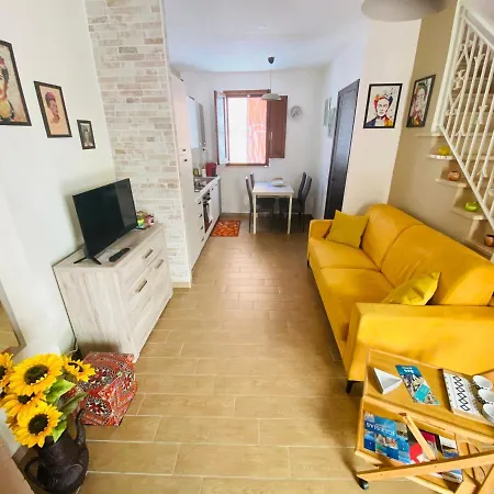 Frida Apartment *